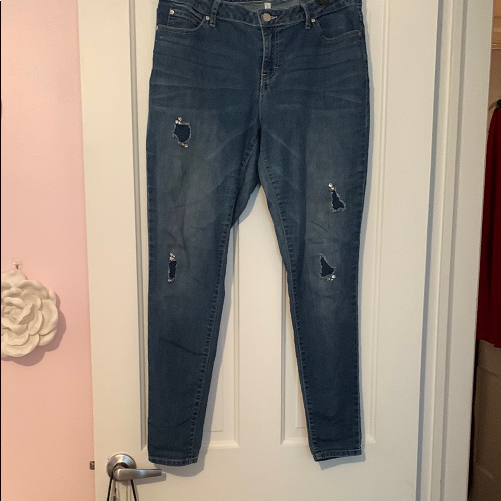 Women's Distressed Blue Jeans